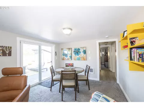 Dining - 1161 W 18th Ave, Eugene, OR 97402 photo 2 of 2