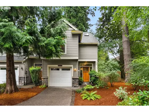 9610 SW Lodestone Dr, Beaverton, OR 97007