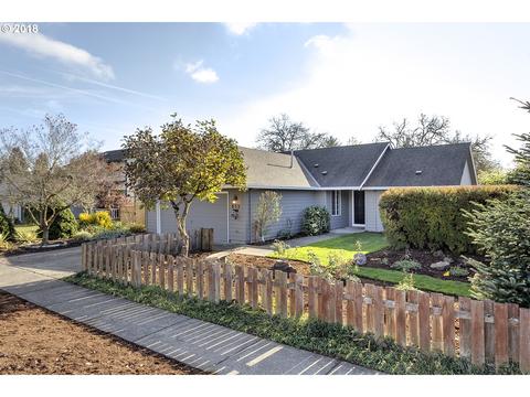 855 S Palmetto St, Cornelius, OR 97113 photo 1