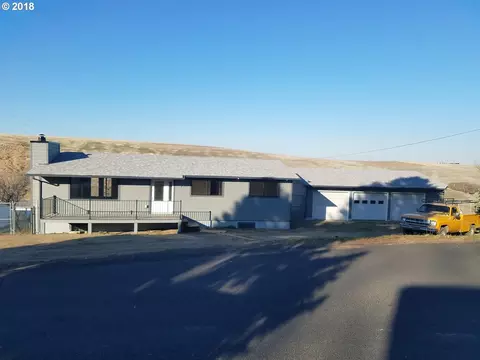 42 NE Mount Hebron Dr, Pendleton, OR 97801 photo 1