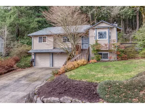 11073 SE Cranberry Loop, Clackamas, OR 97015 photo 1