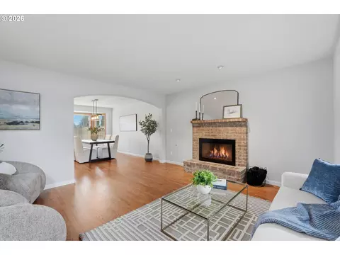 Living - 2350 NW 26th Ave, Camas, WA 98607 photo 1 of 7