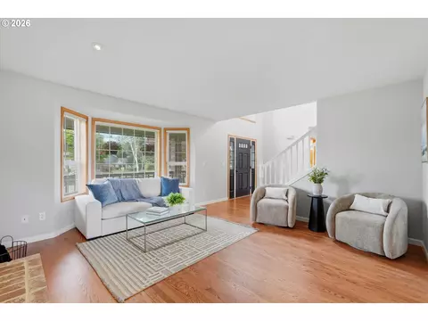 Living - 2350 NW 26th Ave, Camas, WA 98607 photo 4 of 7