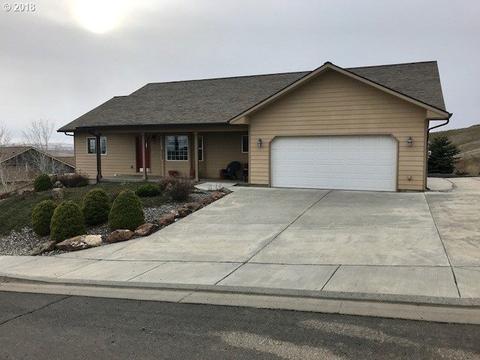765 NW 23rd St, Pendleton, OR 97801 photo 1