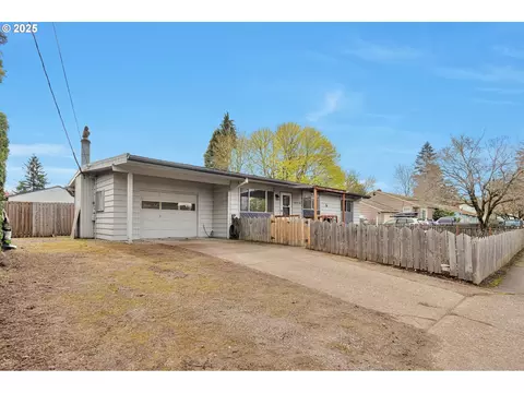 18336 NE Glisan St, Portland, OR 97230