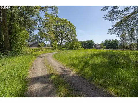 0 NE Johns Landing Rd, Carlton, OR 97111