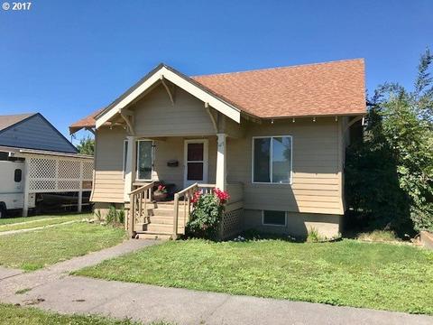 415 NW 11th St, Pendleton, OR 97801 photo 1