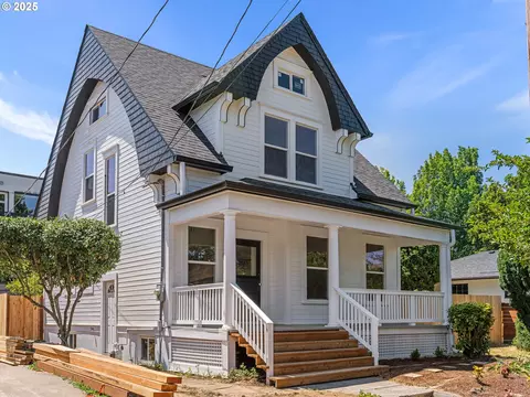 3818 SE Morrison St, Portland, OR 97214