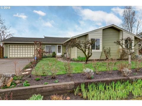 2425 S Dogwood Ter, Cornelius, OR 97113 photo 1