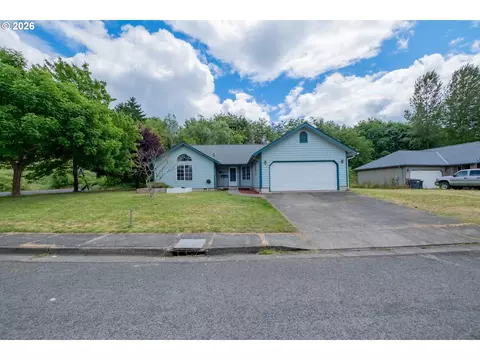 2295 Ironwood St, Sweet Home, OR 97386