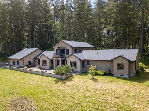 1560 Crest Dr, Eugene, OR 97405 photo 1