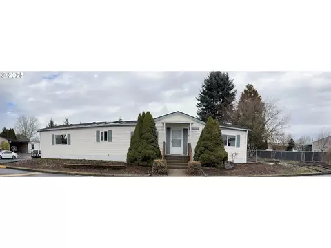 1145 SW Cypress St #12, Mcminnville, OR 97128