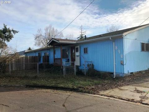 898 26th St, Springfield, OR 97477 photo 1