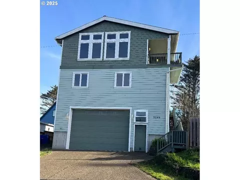 3246 NW Mast Ave, Lincoln City, OR 97367