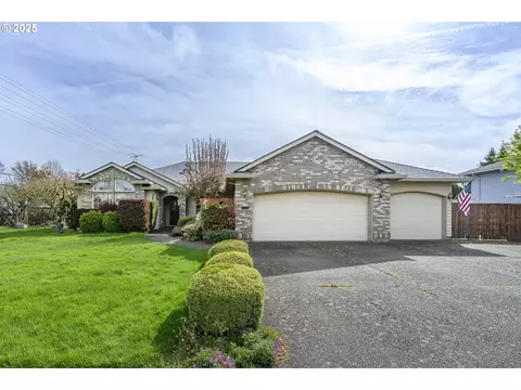 2286 NW Michelbook Ln, Mcminnville, OR 97128