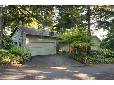 4242 SW Twombly Ave, Portland, OR 97239