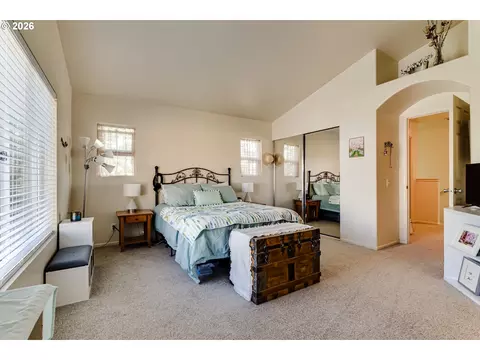 Bedroom - 5304 Wales Dr, Eugene, OR 97402 photo 6 of 9