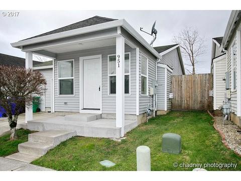 879 SW Junction Pl, Gresham, OR 97080 photo 1