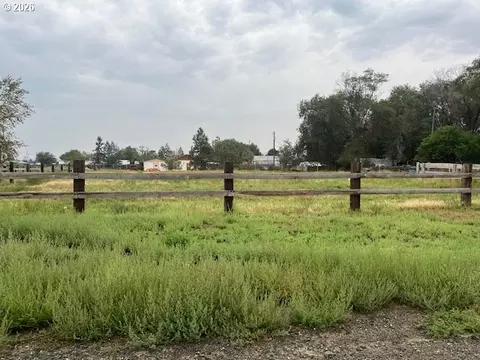 15 Th St, Baker City, OR 97814