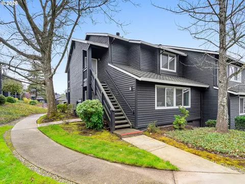 9370 SW 146th Ter #N5, Beaverton, OR 97007