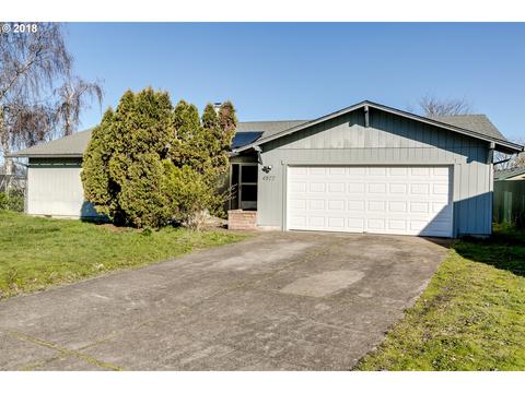 4577 Souza St, Eugene, OR 97402 photo 1