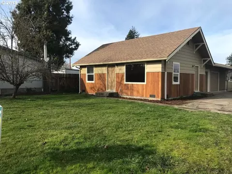1974 D St, Springfield, OR 97477 photo 1
