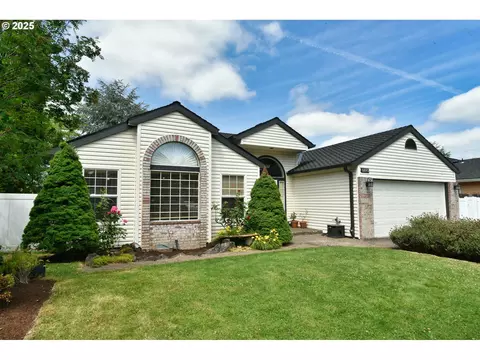 6895 SW 169th Pl, Beaverton, OR 97007