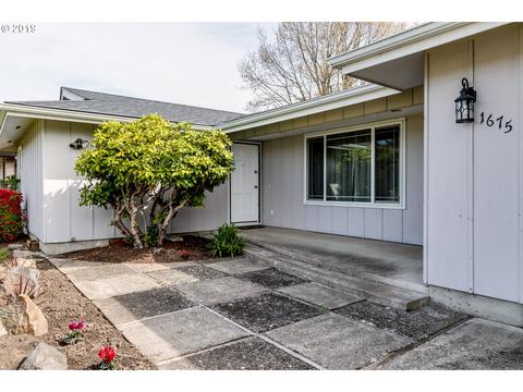 1675 Adkins St, Eugene, OR 97401 photo 1
