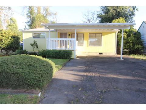 2629 J St, Springfield, OR 97477 photo 1