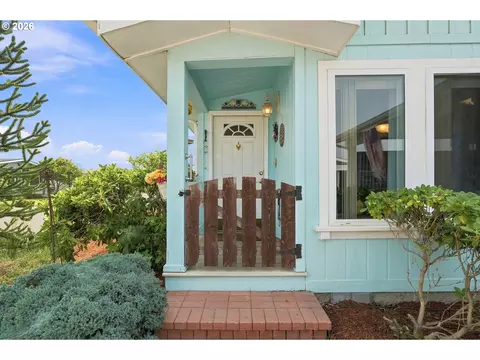 Exterior - 3700 Babcock Ln, Eugene, OR 97401 photo 1 of 4