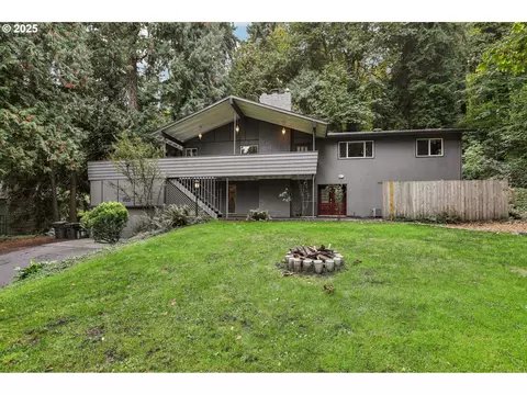 4880 SE Aldercrest Rd, Milwaukie, OR 97222