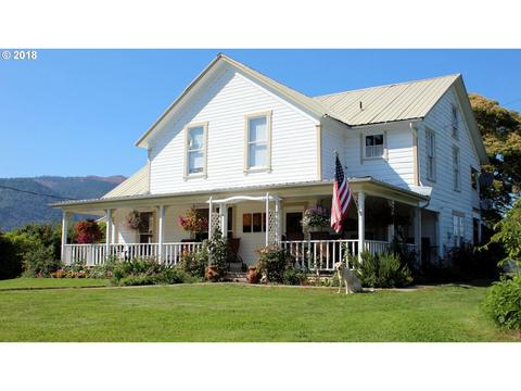 3641 Glenbrook Loop Rd, Riddle, OR 97469 photo 1