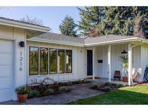 1216 Woodside Dr, Eugene, OR 97401 photo 1