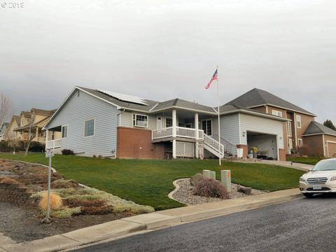 551 NW 21st St, Pendleton, OR 97801 photo 1