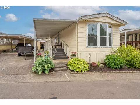 4374 Hazelgreen Rd, Salem, OR 97305