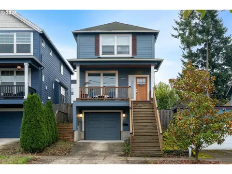 5406 NE Couch St, Portland, OR 97213