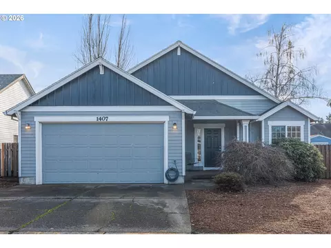 1407 SE 7th Ave, Canby, OR 97013