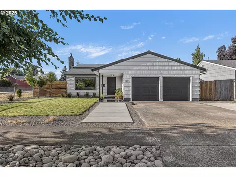 1279 N St, Springfield, OR 97477