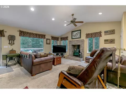 Living - 53221 E Marmot Rd, Sandy, OR 97055 photo 4 of 6