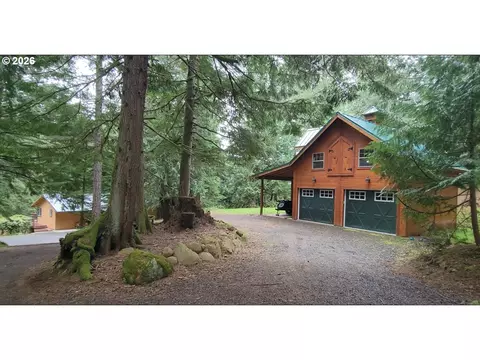 Exterior - 53221 E Marmot Rd, Sandy, OR 97055 photo 1 of 13