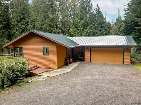 Exterior - 53221 E Marmot Rd, Sandy, OR 97055 photo 2 of 13