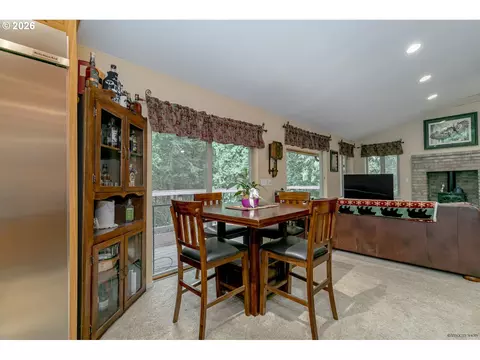 Dining - 53221 E Marmot Rd, Sandy, OR 97055 photo 2 of 2