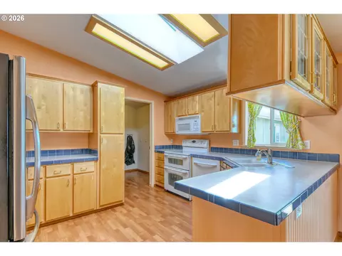 3010 SW Terrace Dr, Pendleton, OR 97801 photo 9