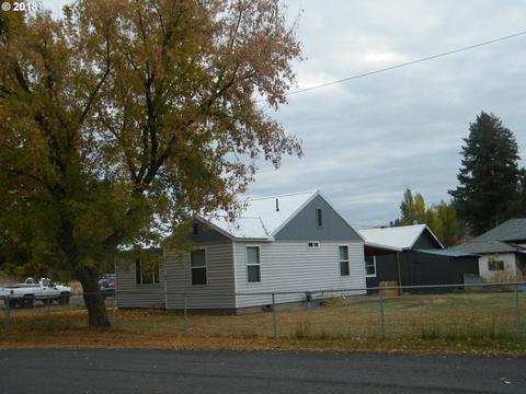 393 N 7th Ave, Elgin, OR 97827 photo 1