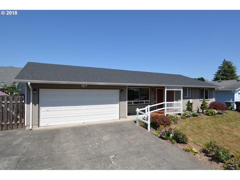 4318 Pine St, Longview, WA 98632 photo 1