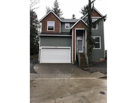 37828 Rachael Dr, Sandy, OR 97055 photo 1