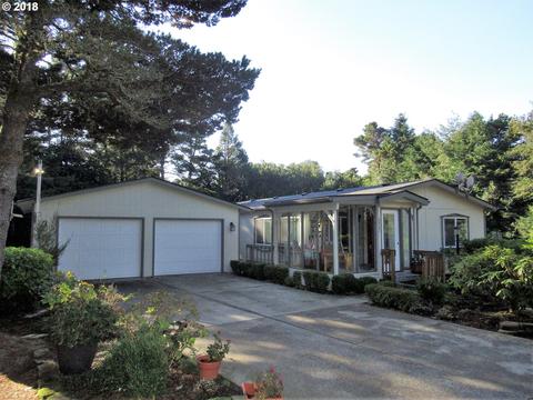4867 Rhododendron Loop, Florence, OR 97439 photo 1