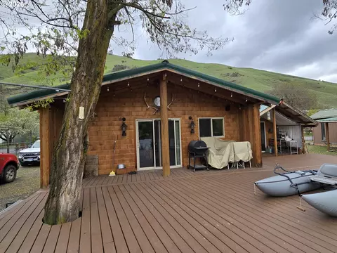 84665 Grand Ronde Rd, Enterprise, OR 97828