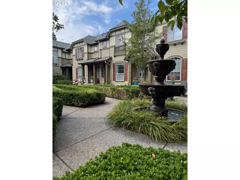 11738 SW Waterthrush Ter, Beaverton, OR 97007