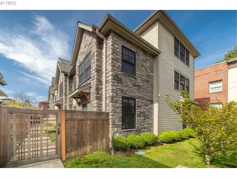629 NE Randall Ave, Portland, OR 97232